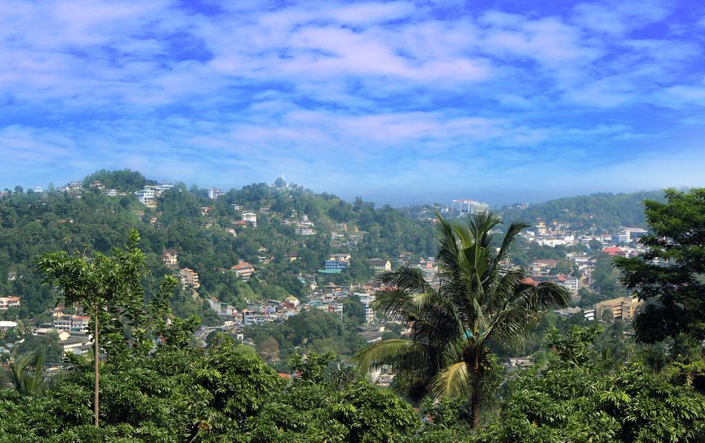 Kanda Holiday Bungalow Kandy Ruang foto