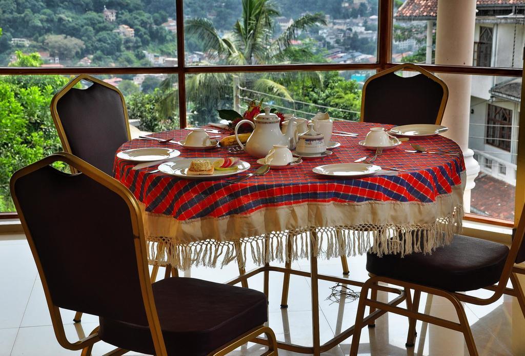 Kanda Holiday Bungalow Kandy Bagian luar foto
